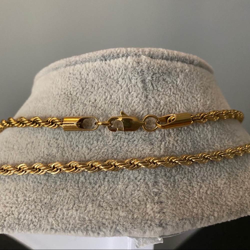 Two Antique Gold Rope Necklaces - Picture 4 of 5